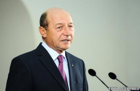Traian Băsescu: Terenul din Călăraşi a fost achiziţionat cinsitit, este vorba despre o afacere de familie
