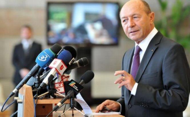 Băsescu: Susţin indexarea pensiilor, mărirea salariilor rezidenţilor, creşterea salariului minim