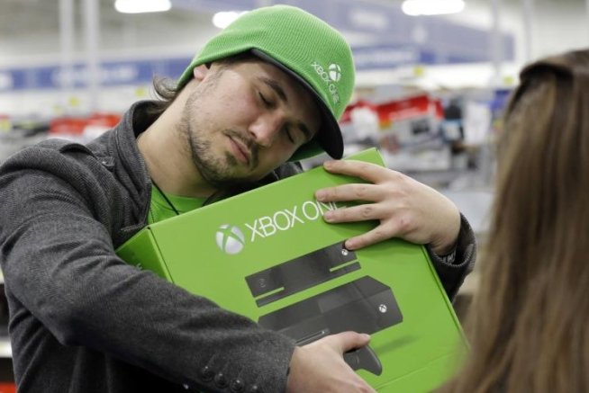 Microsoft a lansat consola Xbox One. Vânzările au atins un nou RECORD