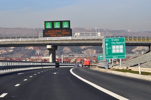 De când se va plăti TAXĂ pentru a circula pe autostradă în România