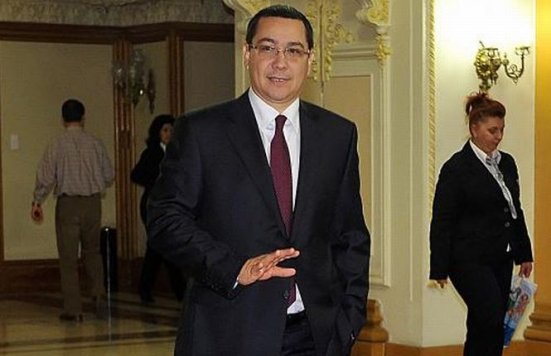 Ponta nu va participa la şedinţa CSAT. Guvernul a retransmis programul de marţi al premierului