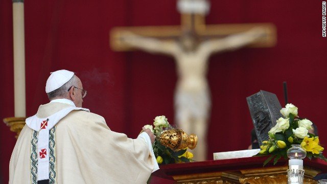 S-a întâmplat pentru PRIMA oară la Vatican, în faţa a mii de oameni. Reprezentanţi ai României, prezenţi la eveniment