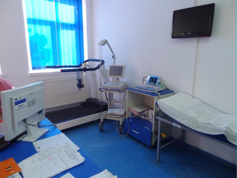 (P) Modernizarea ambulatoriului Moineşti - o lecţie de management sanitar, prin Regio 235671