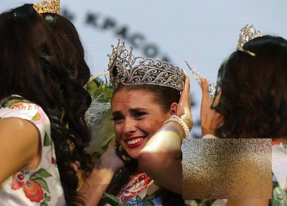 Ea este cea mai FRUMOASĂ femeie din Rusia. "Trebuie să faci orice pentru a-ţi îndeplini scopul" 236899