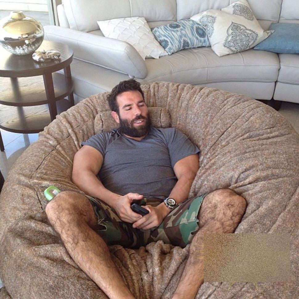 Aşa arată lumea unui jucător de poker profesionist. Luxul şi opulenţa sunt la ele acasă 237082