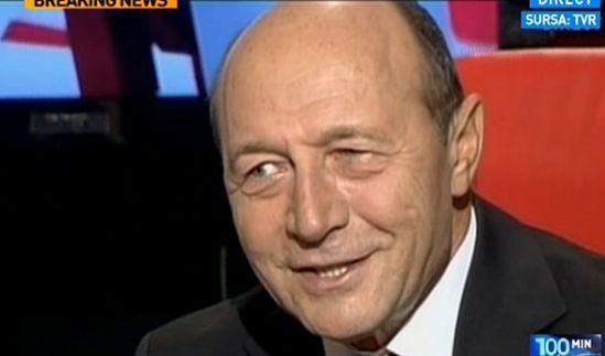 Băsescu s-a dat de gol în legătură cu telefonul pentru Gheţea: Acelaşi lucru l-am făcut în timpul Guvernului Boc