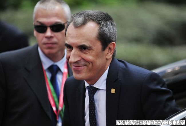Premierul bulgar este anchetat pentru că a vrut să dea afară funcţionarii care protestează