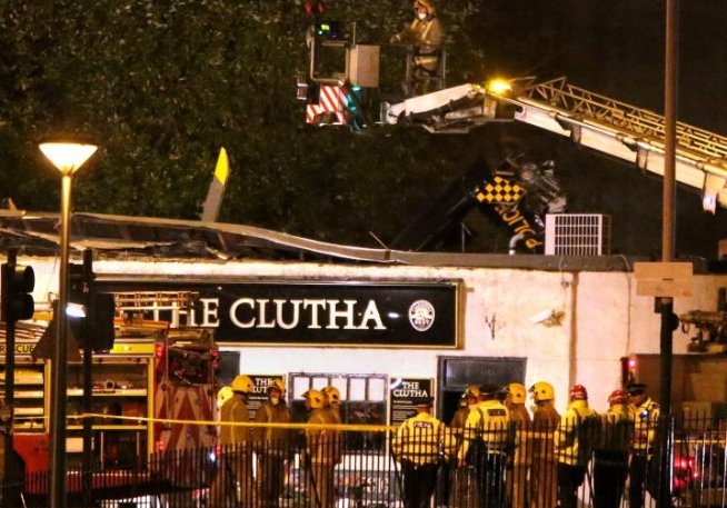 UPDATE. 33 de persoane AU MURIT în urma accidentului aerian din Glasgow