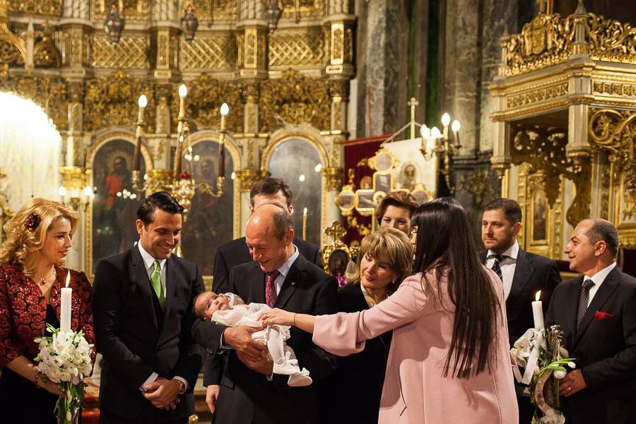Nepoata preşedintelui Traian Băsescu a fost botezată
