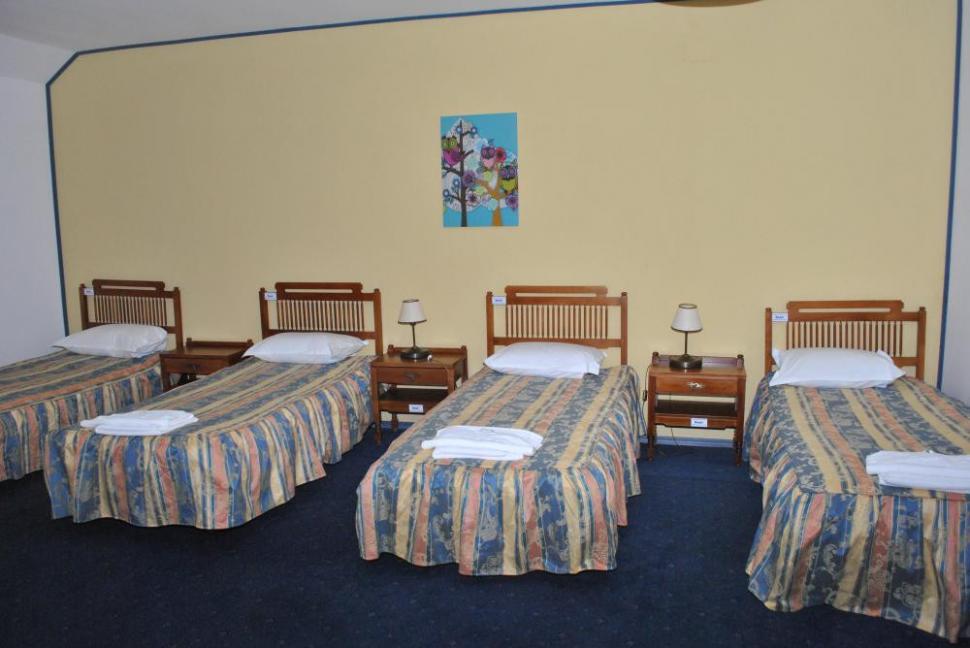 (P) Astra - cel mai mare hostel din Braşov, construit prin Regio 236004