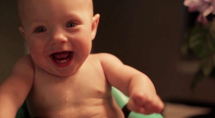 "Este un MIRACOL". Cum arată acum bebeluşul care cântărea la naştere cât o cutie de suc 237846