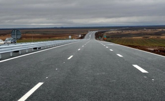 Ponta promite că 15 oraşe vor fi unite de autostrăzi în 2018