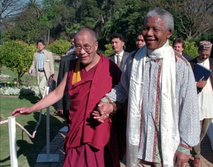 Dalai Lama afirmă că a pierdut &quot;un prieten drag&quot; odată cu moartea lui Mandela