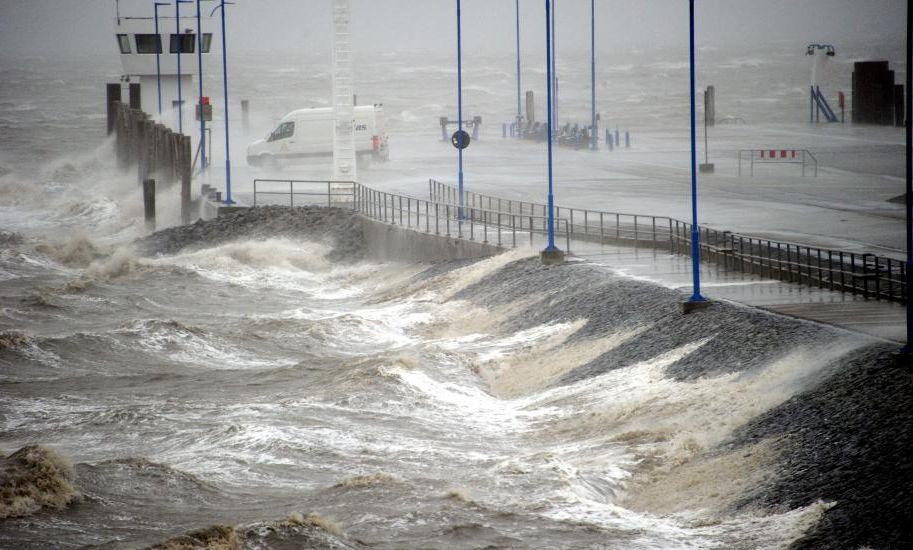 Furtuna Xaver a făcut ravagii în vestul Europei. Ploi torenţiale, inundaţii şi rafale de vânt de până la 230 kilometri pe oră 238341