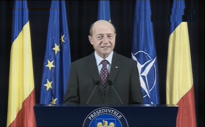 Băsescu: Voi încerca o înţelegere cu Ponta pe buget. Nu mă satisface amânarea accizei la motorină