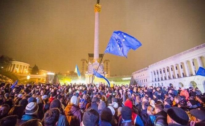Autorităţile vor să amplaseze un patinoar în EUROmaidanul din Kiev