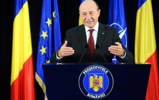 Băsescu: Zgonea e un şmenar. Ar trebui să demisioneze