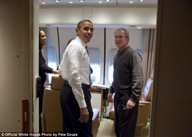 Cel mai EXCLUSIVIST zbor din lume. Familiile Obama, Bush şi Clinton, într-un singur avion