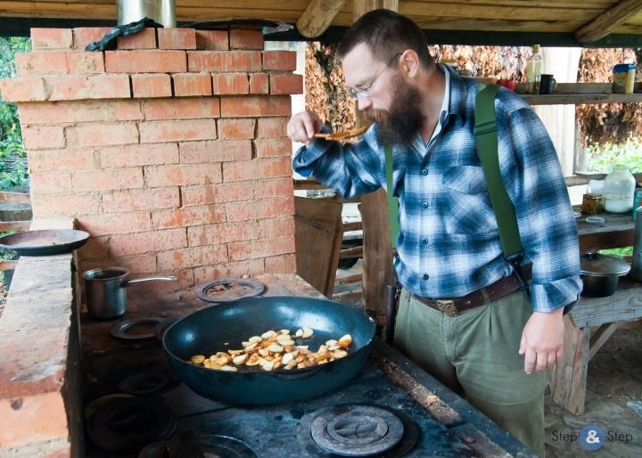 Cel mai BOGAT om al Rusiei a renunţat la TOT. Acum, el şi familia sa trăiesc ca în BIBLIE 239344