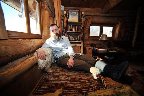 Cel mai BOGAT om al Rusiei a renunţat la TOT. Acum, el şi familia sa trăiesc ca în BIBLIE 239345