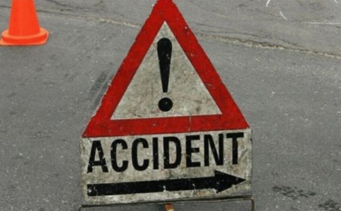 O persoană a murit într-un accident rutier pe DN1. Circulaţia este blocată