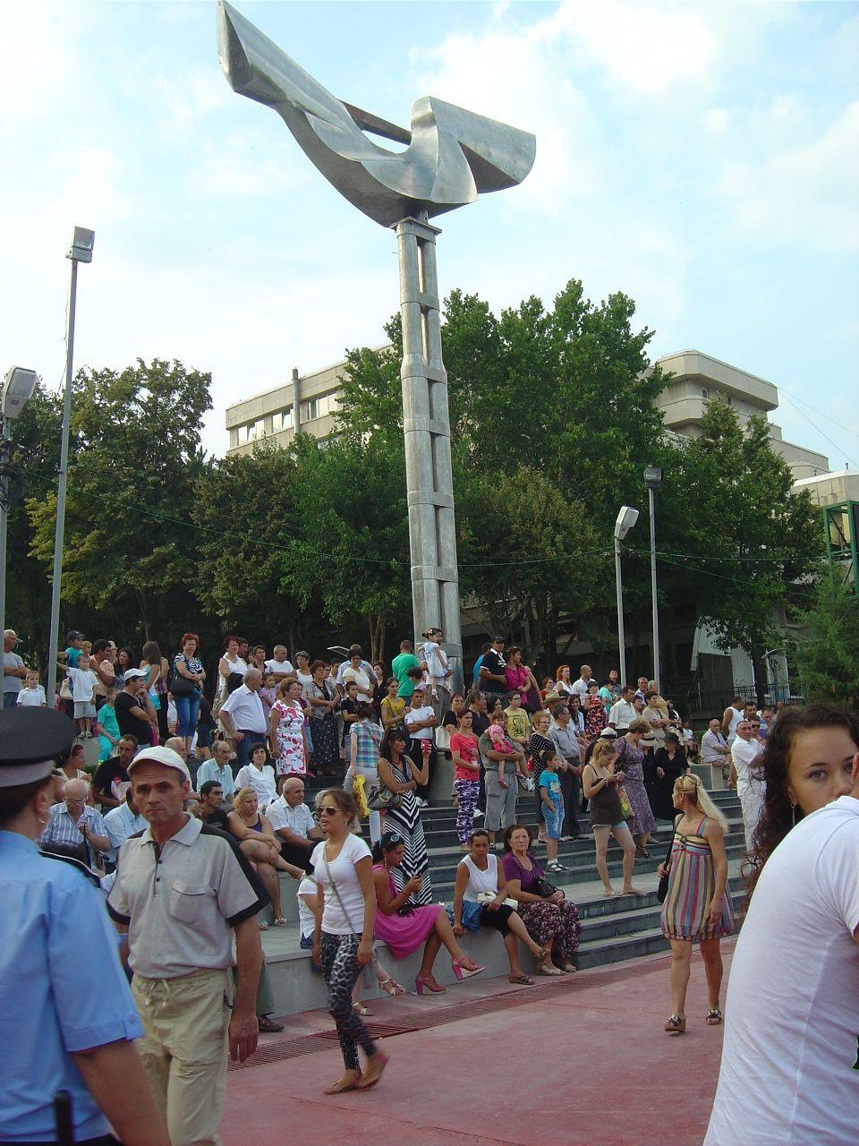 (P) Zona Promenadei din Brăila  - un spectacol cotidian regizat de Regio 238844