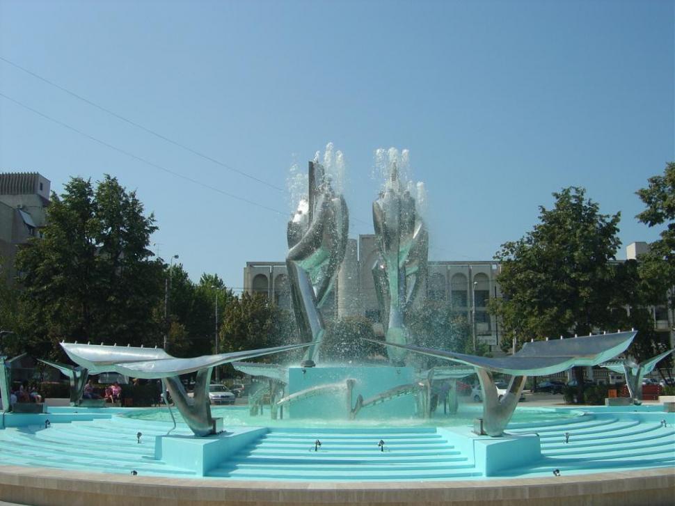 (P) Zona Promenadei din Brăila  - un spectacol cotidian regizat de Regio 238848