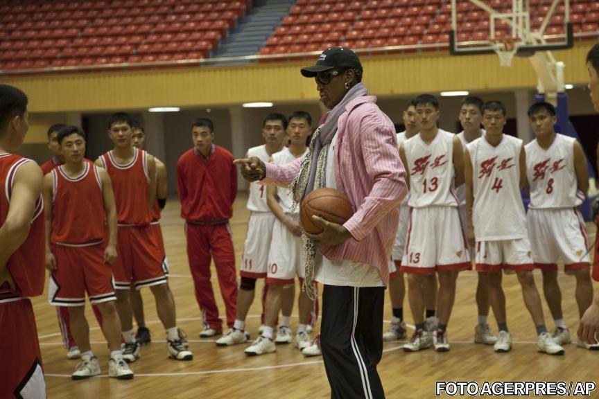 Dennis Rodman a condus primul antrenament în Coreea de Nord 240239