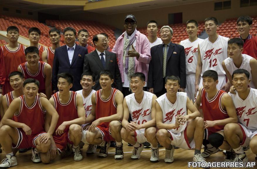 Dennis Rodman a condus primul antrenament în Coreea de Nord 240247