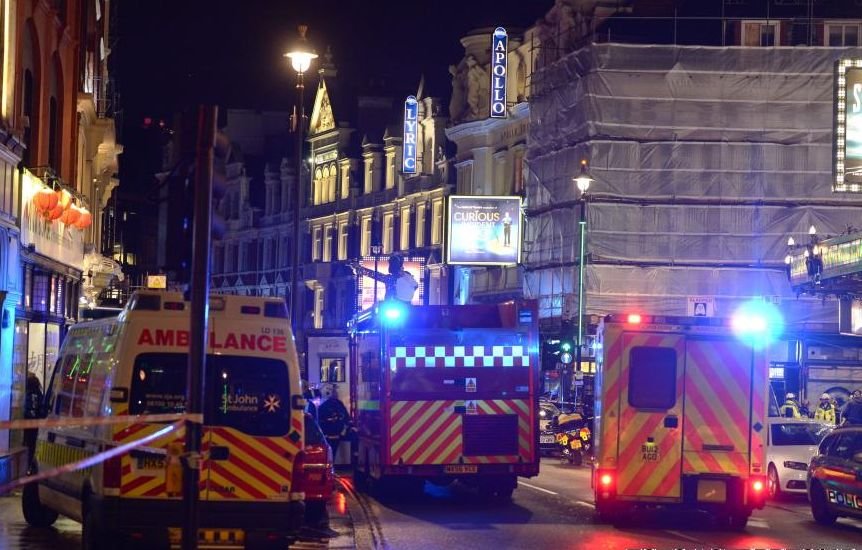 &quot;Era un haos total, a fost îngrozitor&quot;. Peste 80 de răniţi, după ce acoperişul unui teatru din Londra s-a prăbuşit în timpul unui spectacol