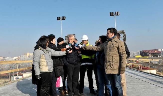 Oprescu: Primul pod al pasajului Mihai Bravu - Splaiul Unirii ar putea fi deschis în martie 2014