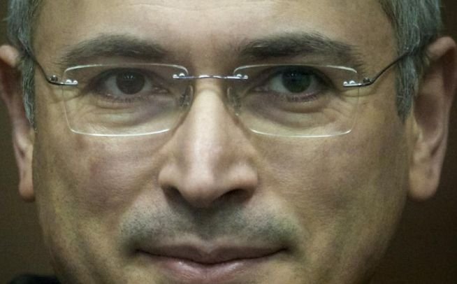TEORIE: &quot;Cancelarul Angela Merkel a avut un rol decisiv în eliberarea lui Hodorkovski&quot;