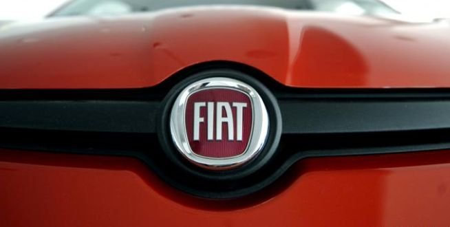 Fiat A RELUAT negocierile pentru preluarea integrală a Chrysler