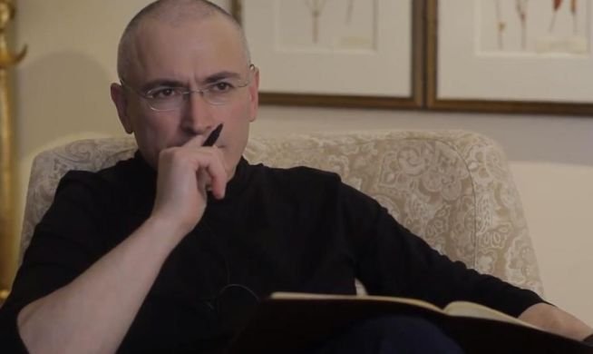 Mihail Hodorkovski dezvăluie DE CE a fost graţiat, în primul interviu de la eliberarea sa