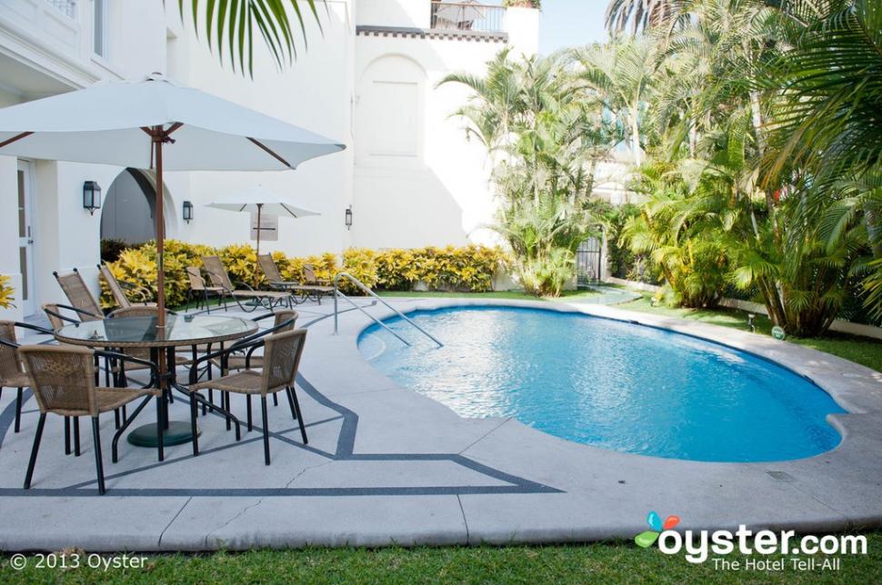 Ce postează hotelurile pe internet pentru a-şi atrage clienţii. Cum arată DE FAPT camerele? 240825