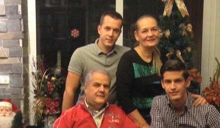 Sărbători fericite pentru Adrian Năstase. A petrecut Crăciunul alături de familie