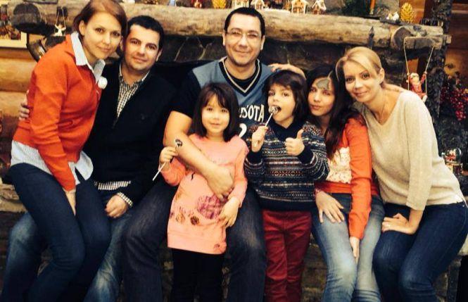 USL s-a reunit de Crăciun. Crin Antonescu nu a ajuns 240976