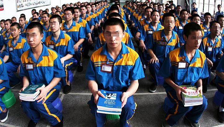 Reforme ISTORICE în China: Au fost adoptate abolirea taberelor de reeducare prin muncă şi relaxarea politicii copilului unic