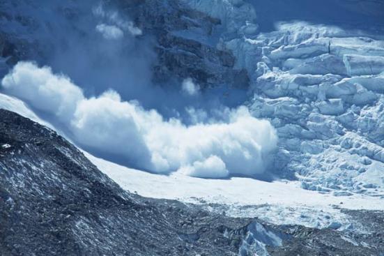 Avertizare de avalanşă în Alpii italieni