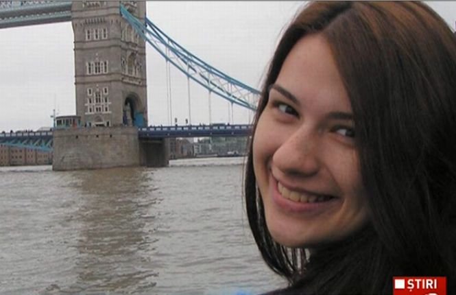 Tragedie în Constanţa. O tânără de 20 de ani a murit, după ce a intrat cu maşina într-un şanţ
