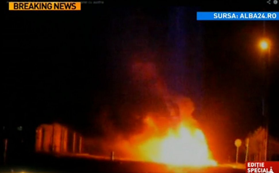 Un autocar cu români a luat foc în apropierea graniţei dintre Ungaria şi Austria