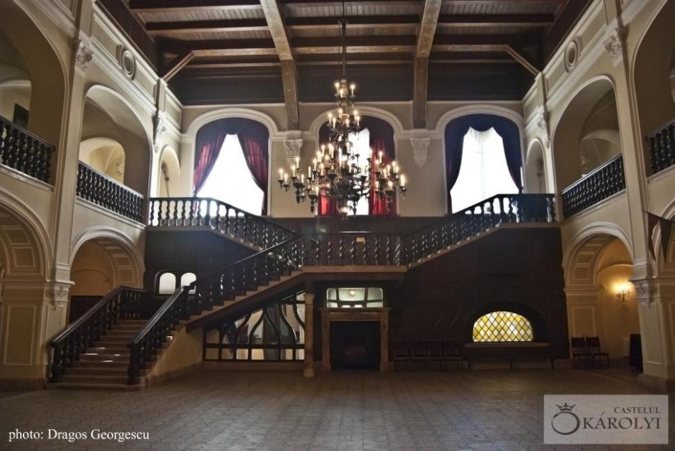 (P) Castelul şi cetatea Károlyi - reintegrate în circuitul turistic, prin Regio 239873