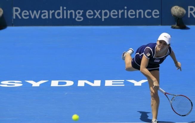 Simona Halep, ELIMINATĂ în primul tur al turneului de la Sydney