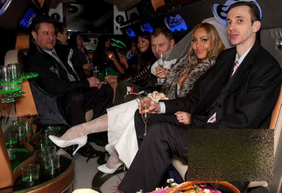 Cum arată mireasa care s-a căsătorit cu acest bărbat. Nunta au făcut-o imediat după Anul Nou 241670