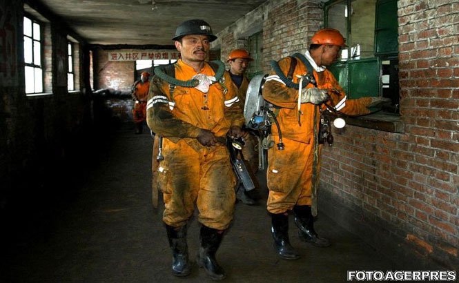 Peste 1.000 de persoane au murit în 2013 în minele din China