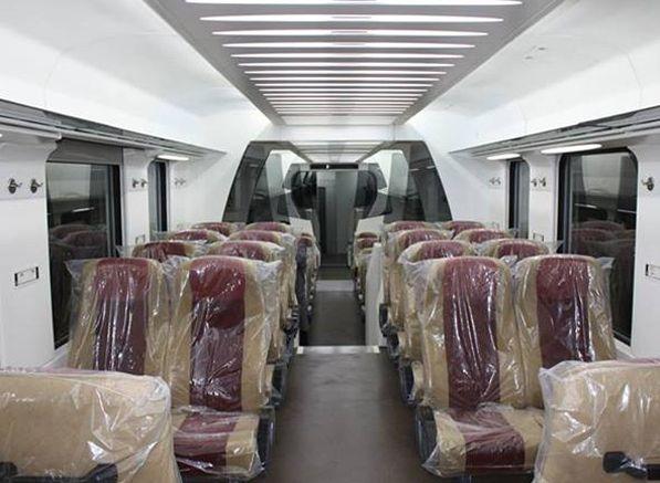 Cum arată trenul făcut în România care va circula cu 200 km/h. A costat 4,3 milioane euro 241897