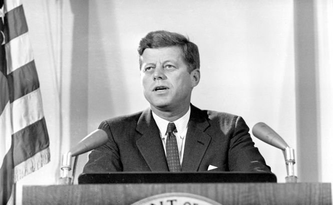 Kennedy a luat în calcul o intervenţie pentru îndepărtarea de la putere a unui preşedinte brazilian