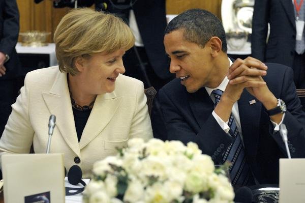 Obama vrea să o împace pe Merkel. A invitat-o în vizită, în SUA