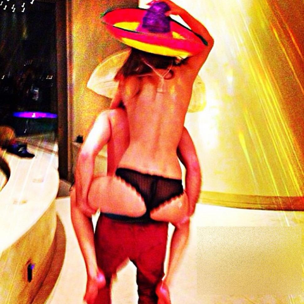 Alături de Paris Hilton se află cel mai PERICULOS om din ţară. Fotografiile de pe Instagram şi Facebook l-au dat de gol 242359