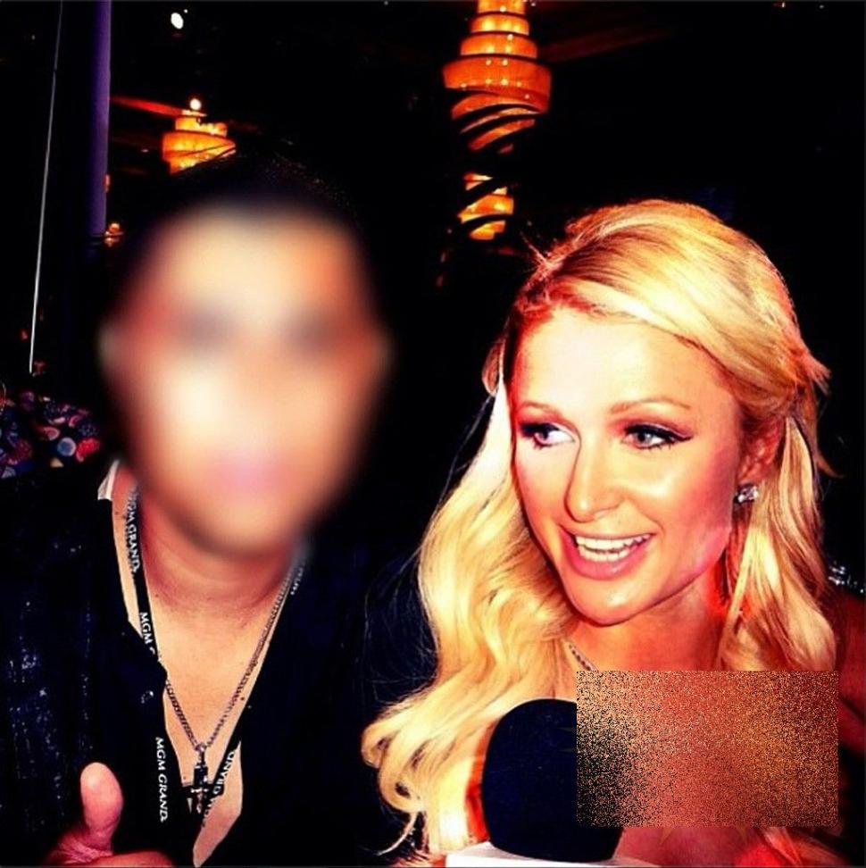 Alături de Paris Hilton se află cel mai PERICULOS om din ţară. Fotografiile de pe Instagram şi Facebook l-au dat de gol 242360